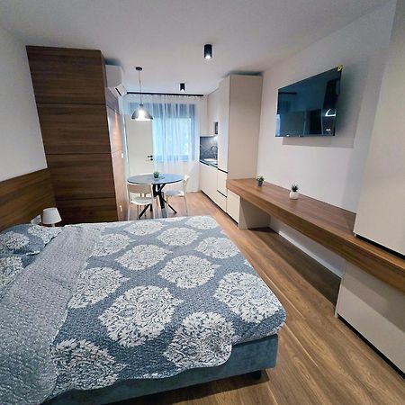 Studio Apartman Petrinja Exterior foto